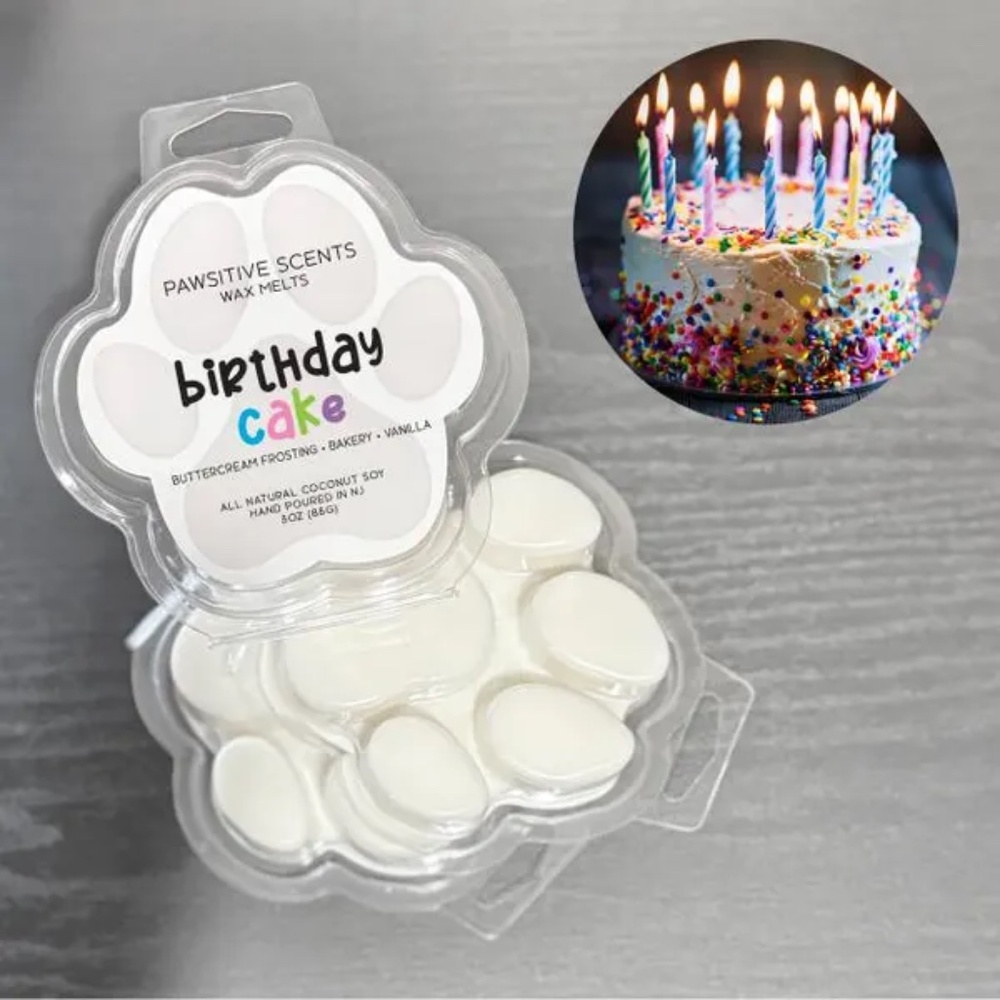Wax Melt Paw Print/Birthday Cake Scent/Vegan Coconut Soy Wax